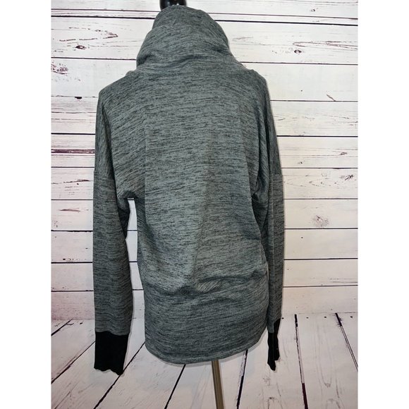 Athleta Batwing and Robin lightweight sweatshirt Medium 918996 Pullover Athletic - Picture 3 of 10